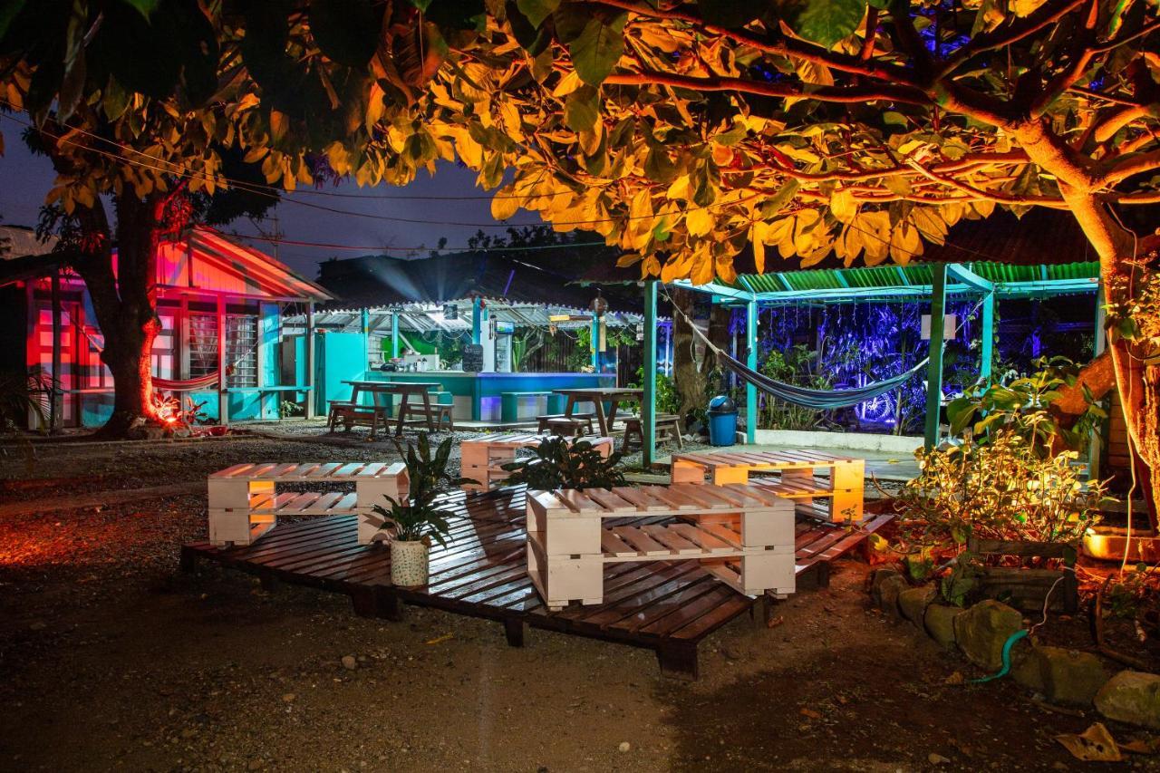 Cabanas Los Almendros Capurgana Luaran gambar