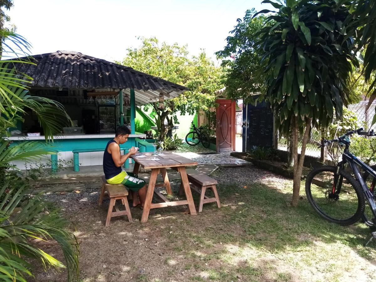Cabanas Los Almendros Capurgana Luaran gambar